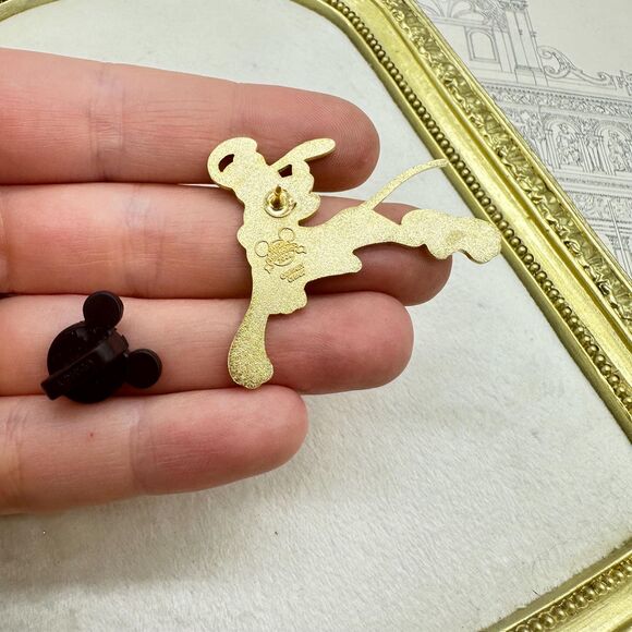 Vintage Disney Pluto Brooch Pin - Picture 3 of 4